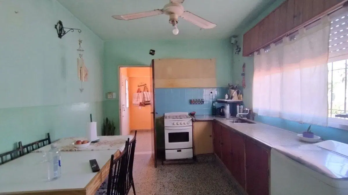 VENTA CASA PLANTA ALTA 2 DORMIT. TERRAZA. OPORT ! 8