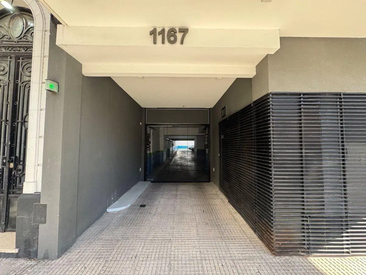 Cochera en venta en Boedo 1