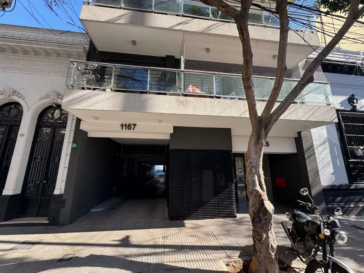 Cochera en venta en Boedo 5