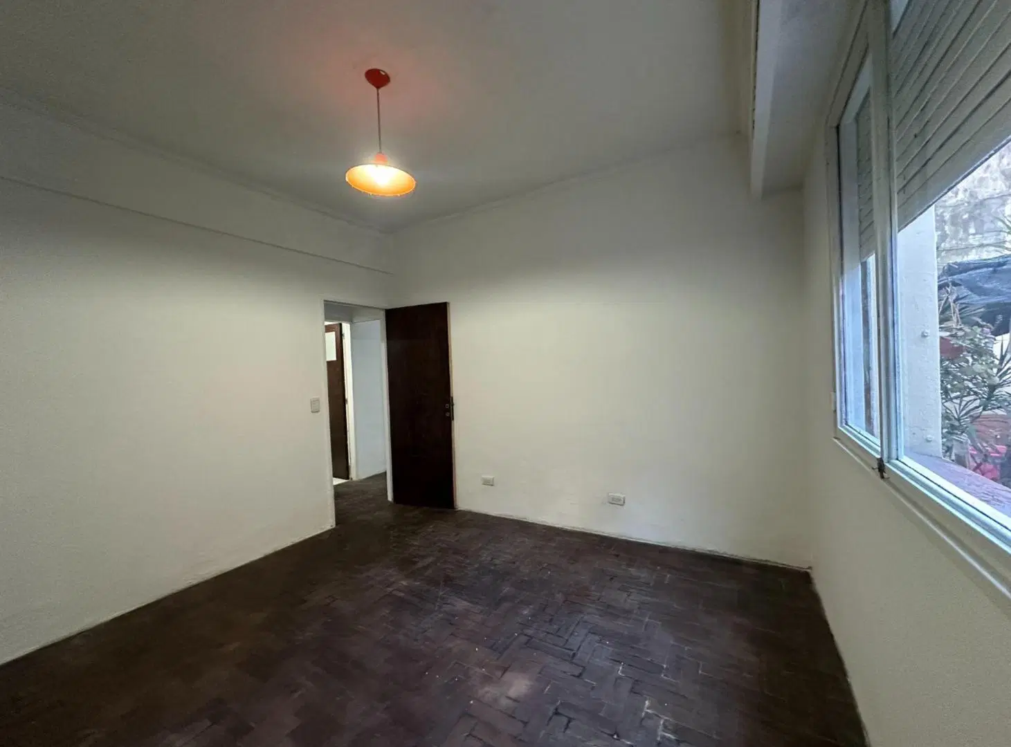 3 AMB con Patio en Planta Baja - FLORES 4