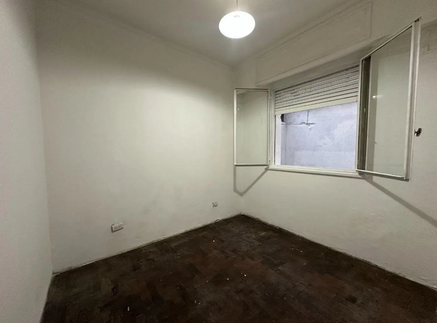 3 AMB con Patio en Planta Baja - FLORES 3