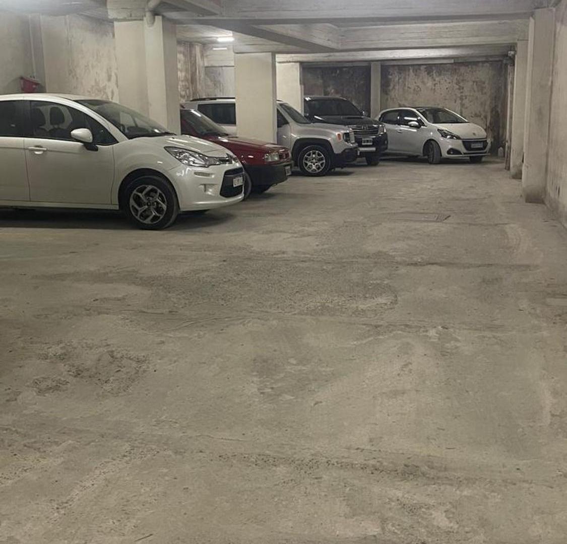 Foto de VENTA DEPARTAMENTO CON COCHERA, imagen 3