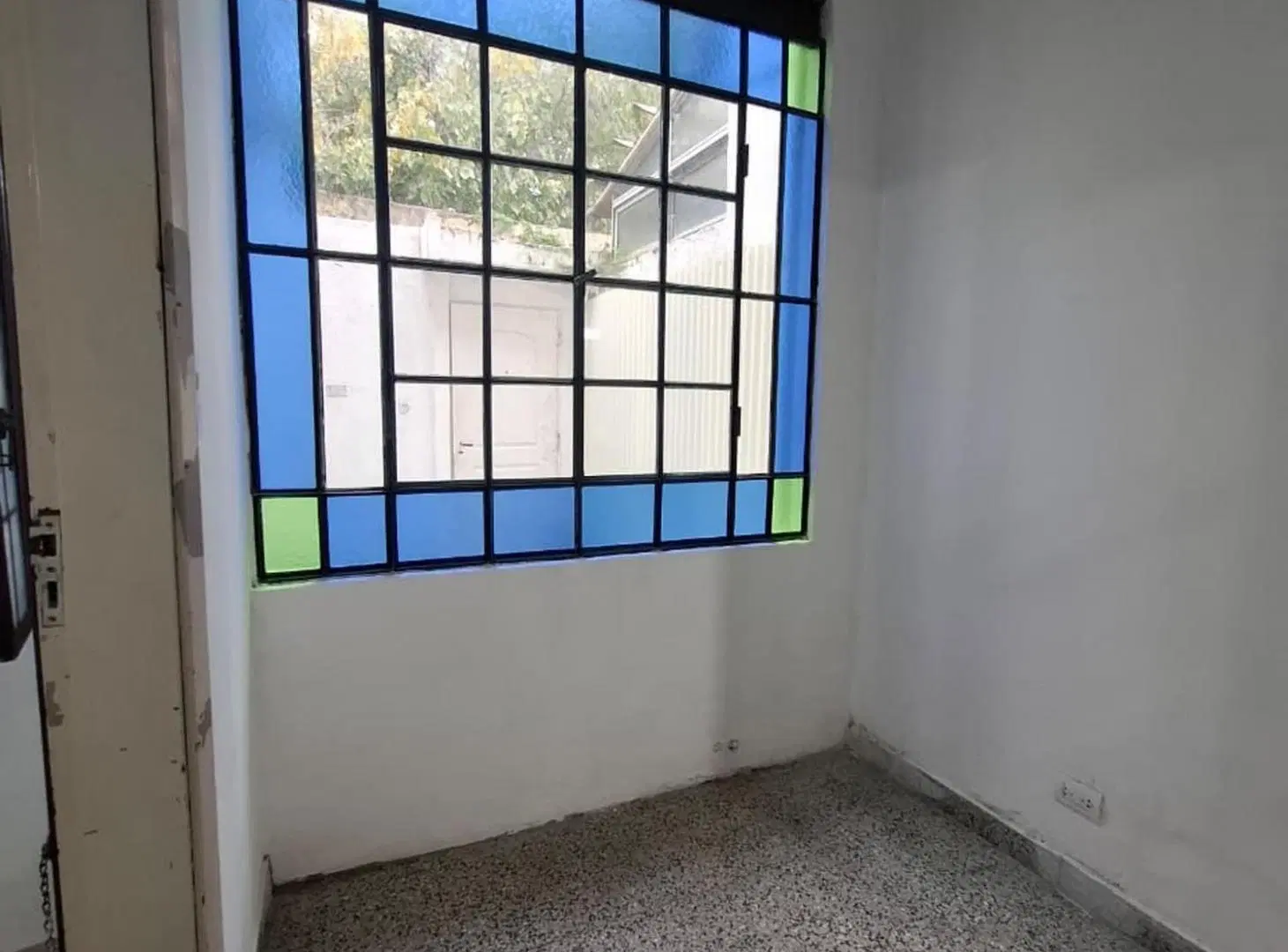 ALQUILER PH 2 AMBIENTES S/EXPENSAS CIUDADELA PATIO 5
