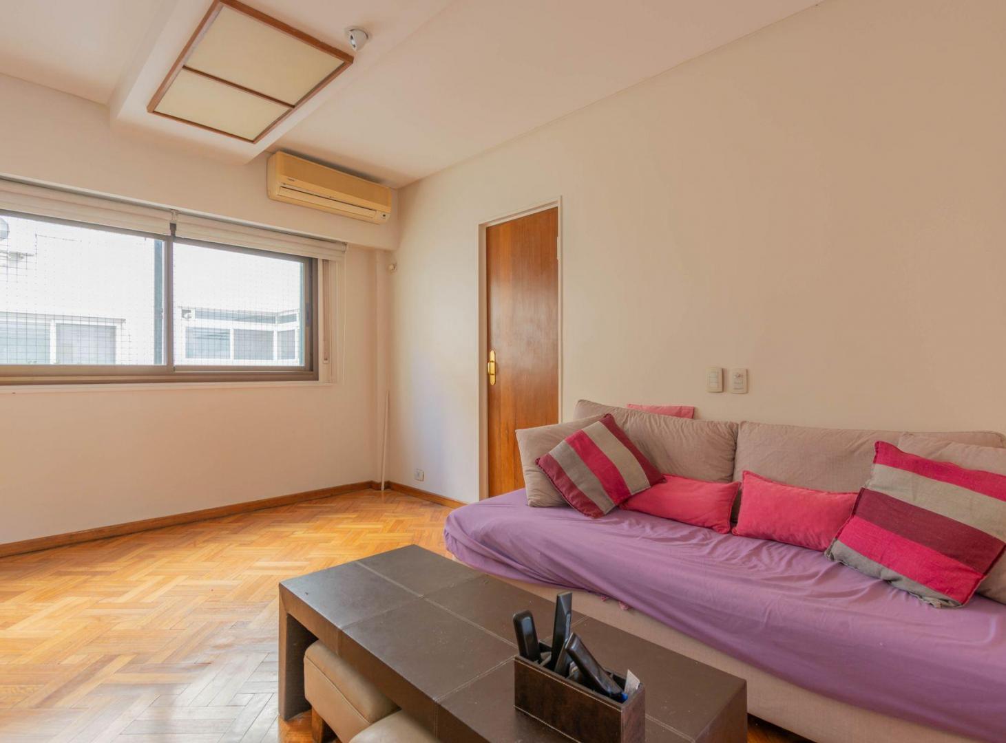 Foto de VENTA Semipiso 4 amb al frente c/cochera. BELGRANO, imagen 3