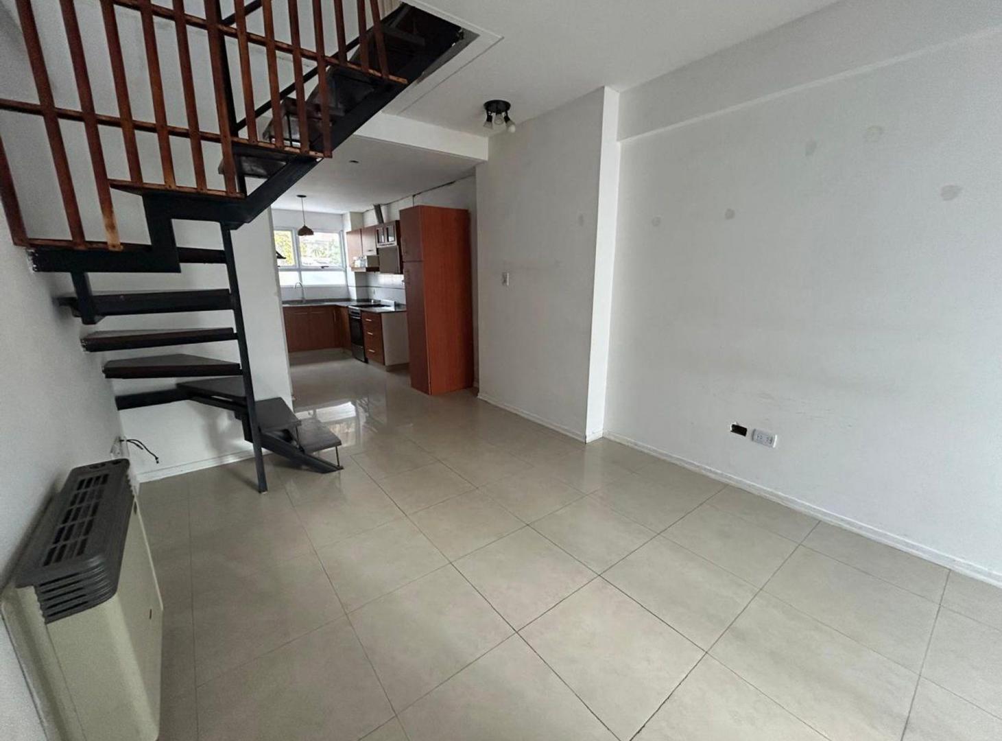 Foto de VENTA - Dpto. 2 amb. en Liniers, imagen 1