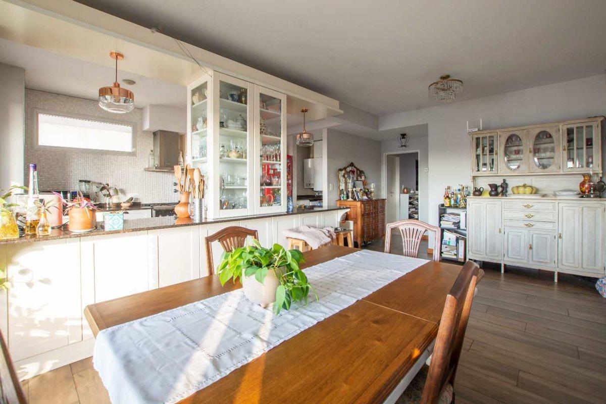 Foto de VENTA 3 AMB CON 2 COCHERAS- CABALLITO APTO CREDITO, imagen 1