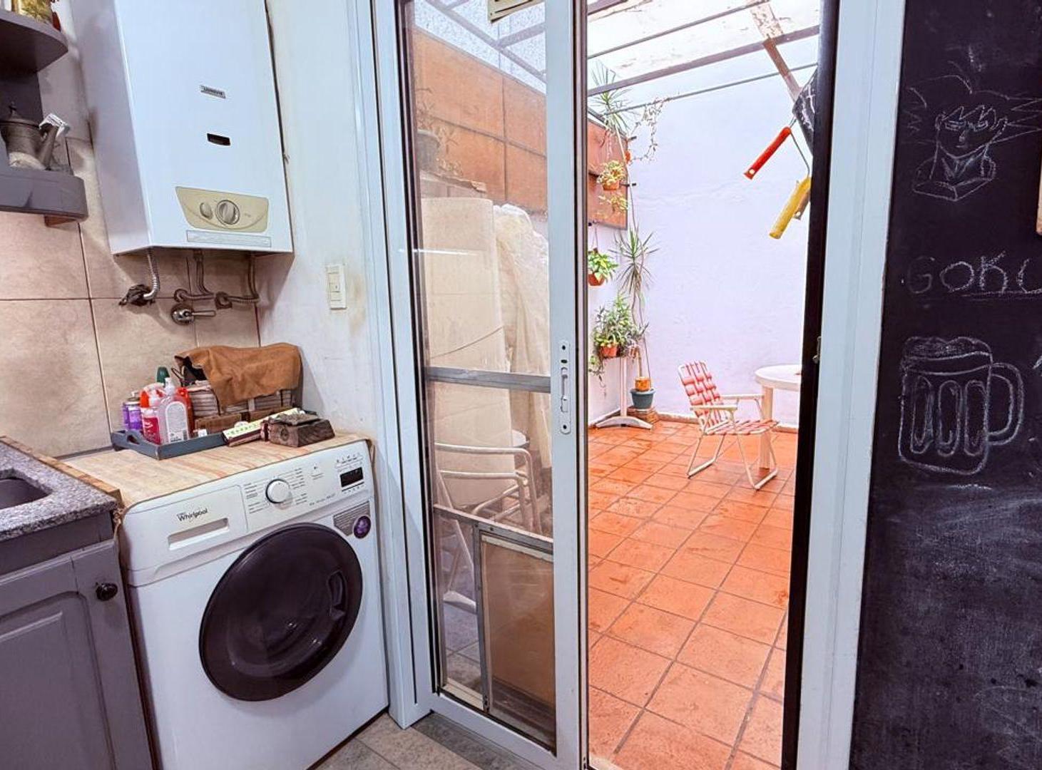 Foto de VENTA 3 AMBIENTES PLANTA BAJA C/PATIO. COLEGIALES, imagen 5