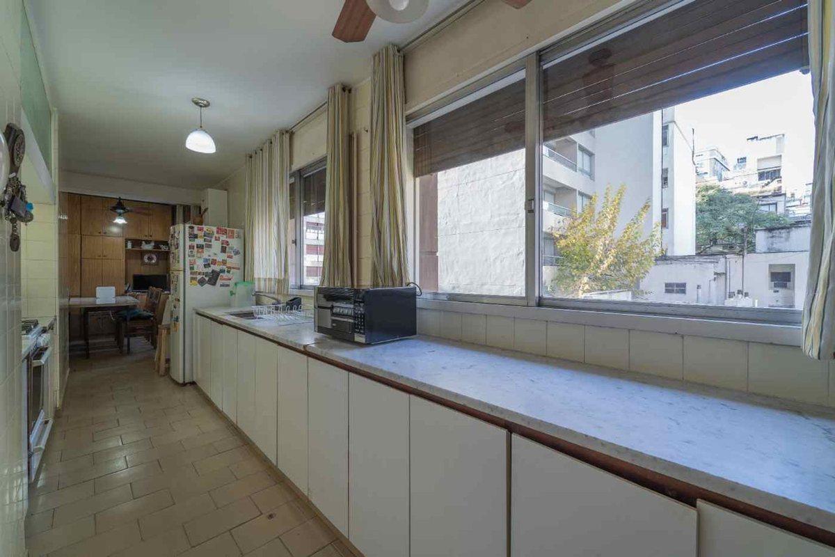 Foto de Venta Departamento 4 ambientes Las Cañitas, imagen 3