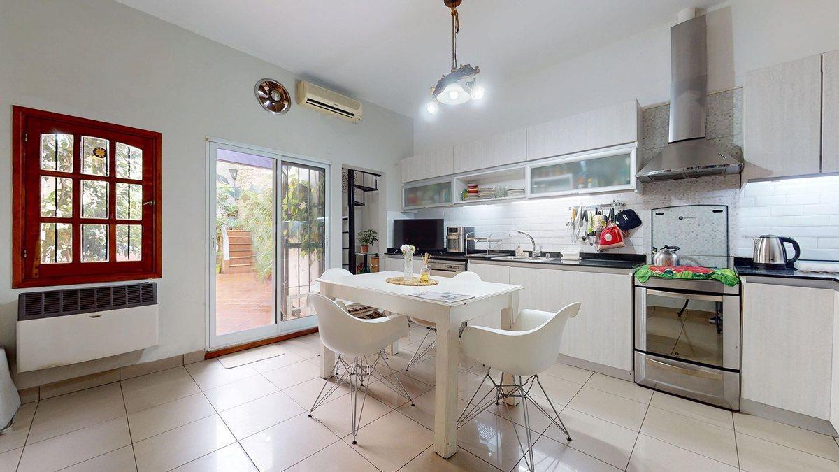 Foto de CASA EN VENTA 5 AMB COLEGIALES, imagen 2