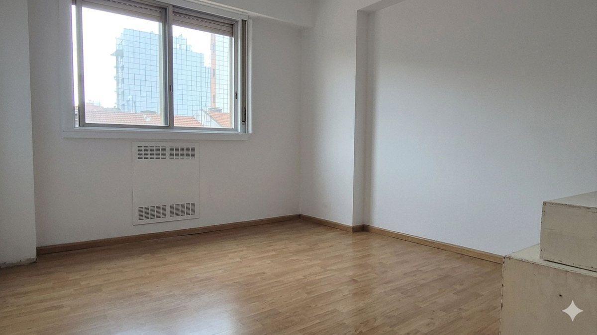 Foto de Venta 3 ambientes balcón terraza seg 24hs, imagen 2