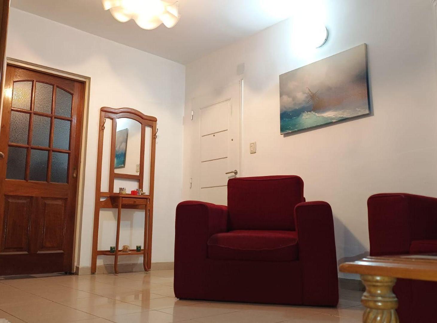 Foto de VENTA CASA 5 AMB MÁS DEPTO 2 AMB, VILLA LUZURIAGA, imagen 1