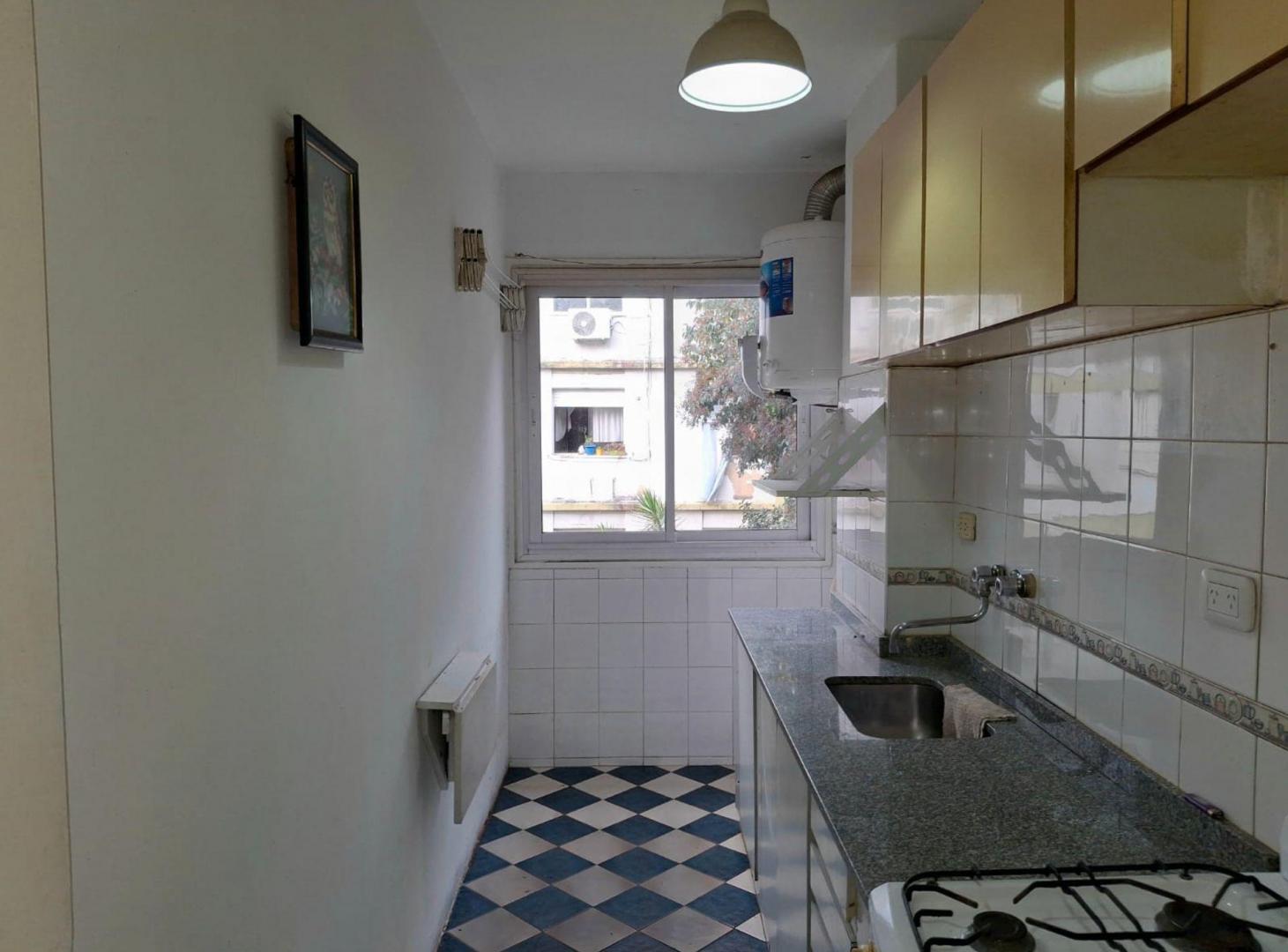 Foto de Departamento en Venta en Saavedra dos amb p/escal, imagen 3