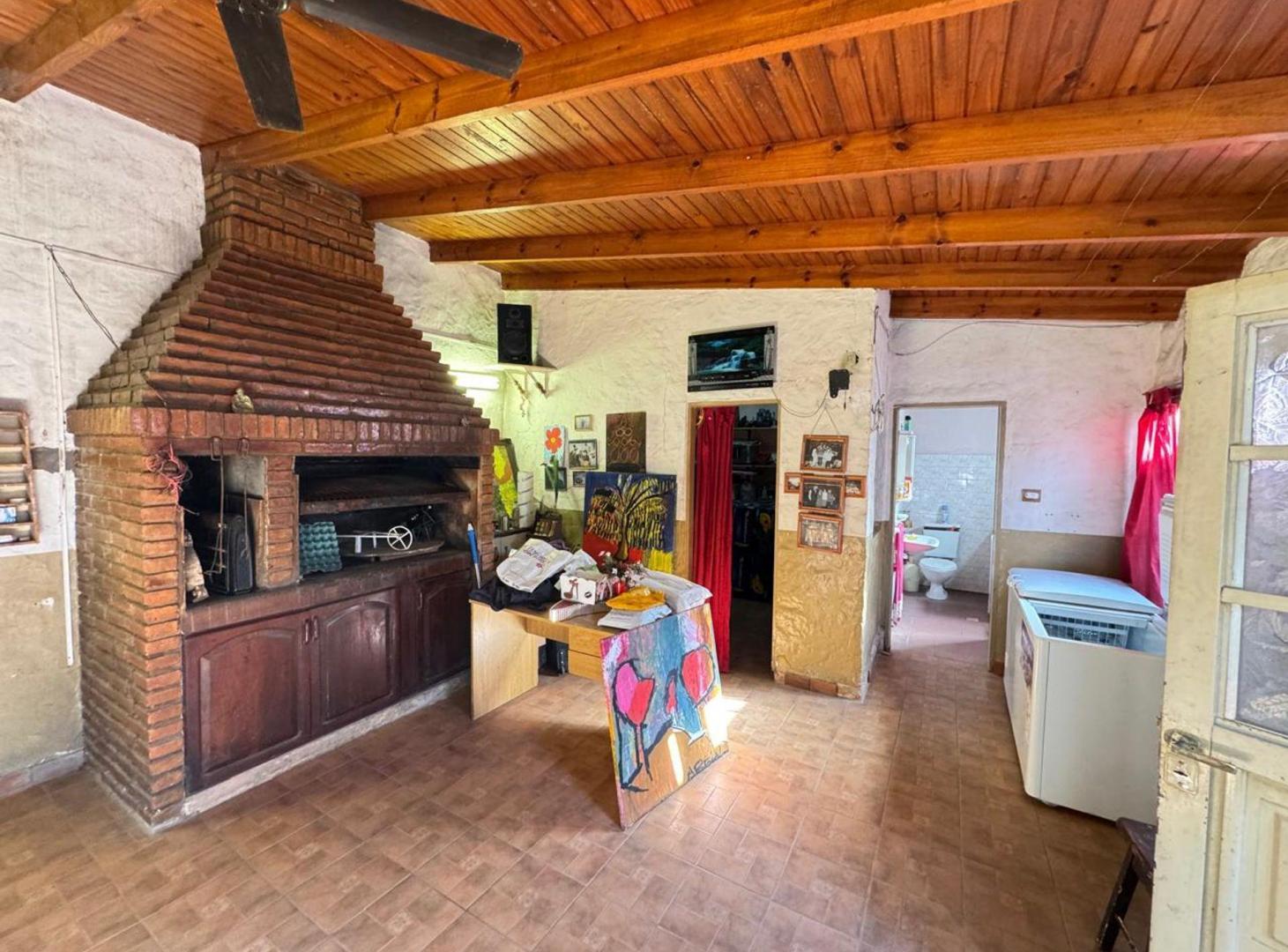 Foto de VENTA CASA 4 AMB CON COCHERA EN FLORENCIO VARELA, imagen 3