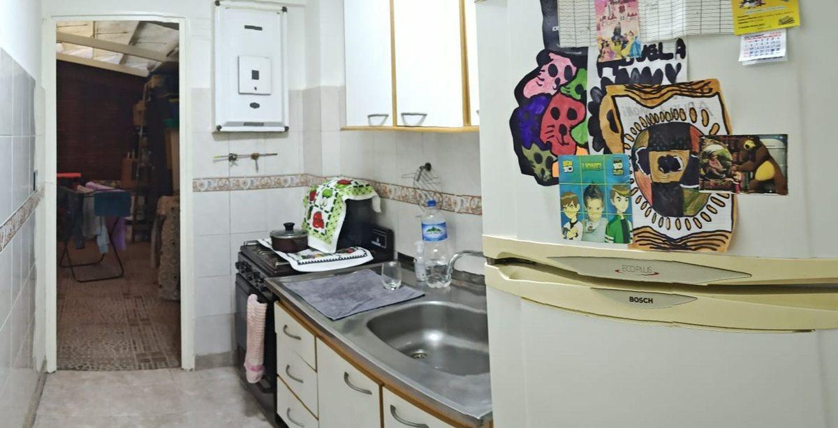 Foto de Excelente 2 Amb. + patio en San Cristóbal CABA, imagen 2