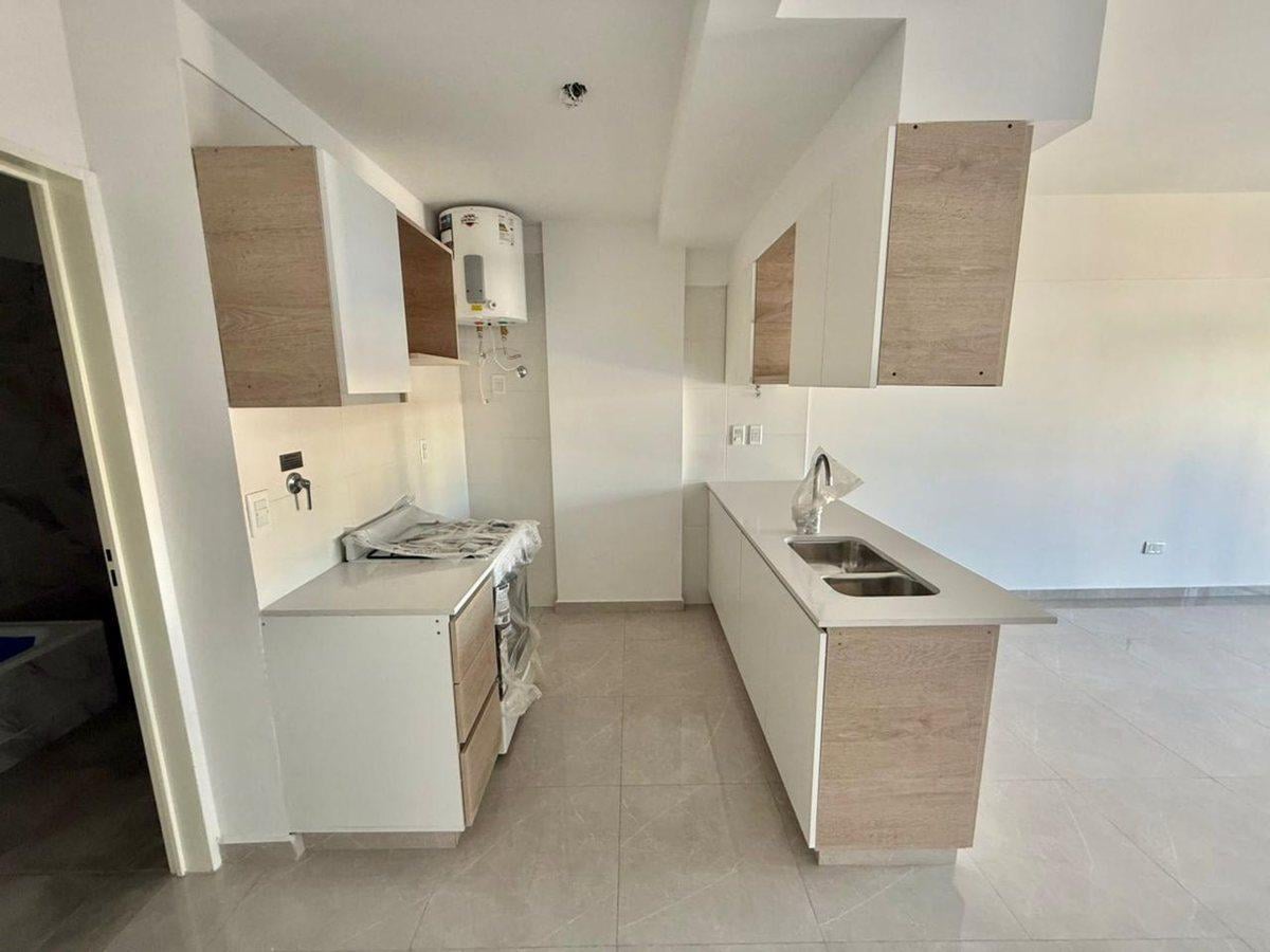 Foto de VENTA MONOAMBIENTE A ESTRENAR –VILLA GENERAL MITRE, imagen 4