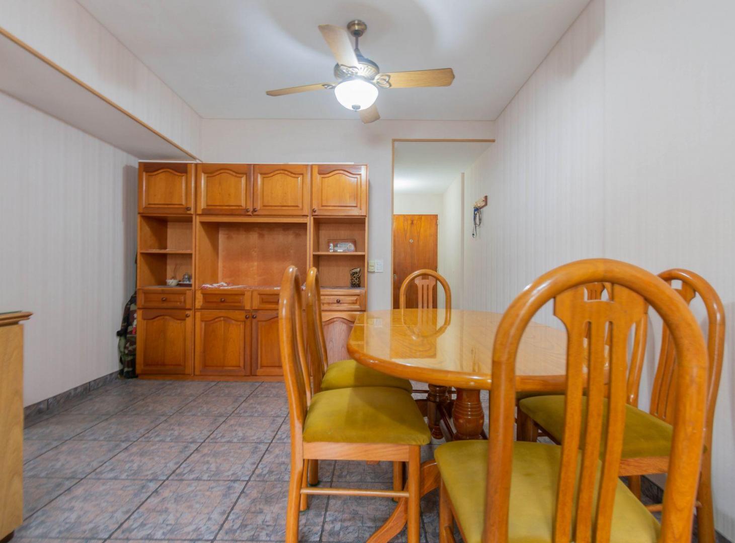 Foto de VENTA DEPARTAMENTO 4 AMB C/BALCON - V. URQUIZA, imagen 1