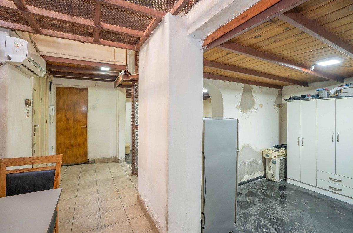 Foto de VENTA PH 4 AMBIENTES. MONTSERRAT. APTO PROFESIONAL, imagen 1