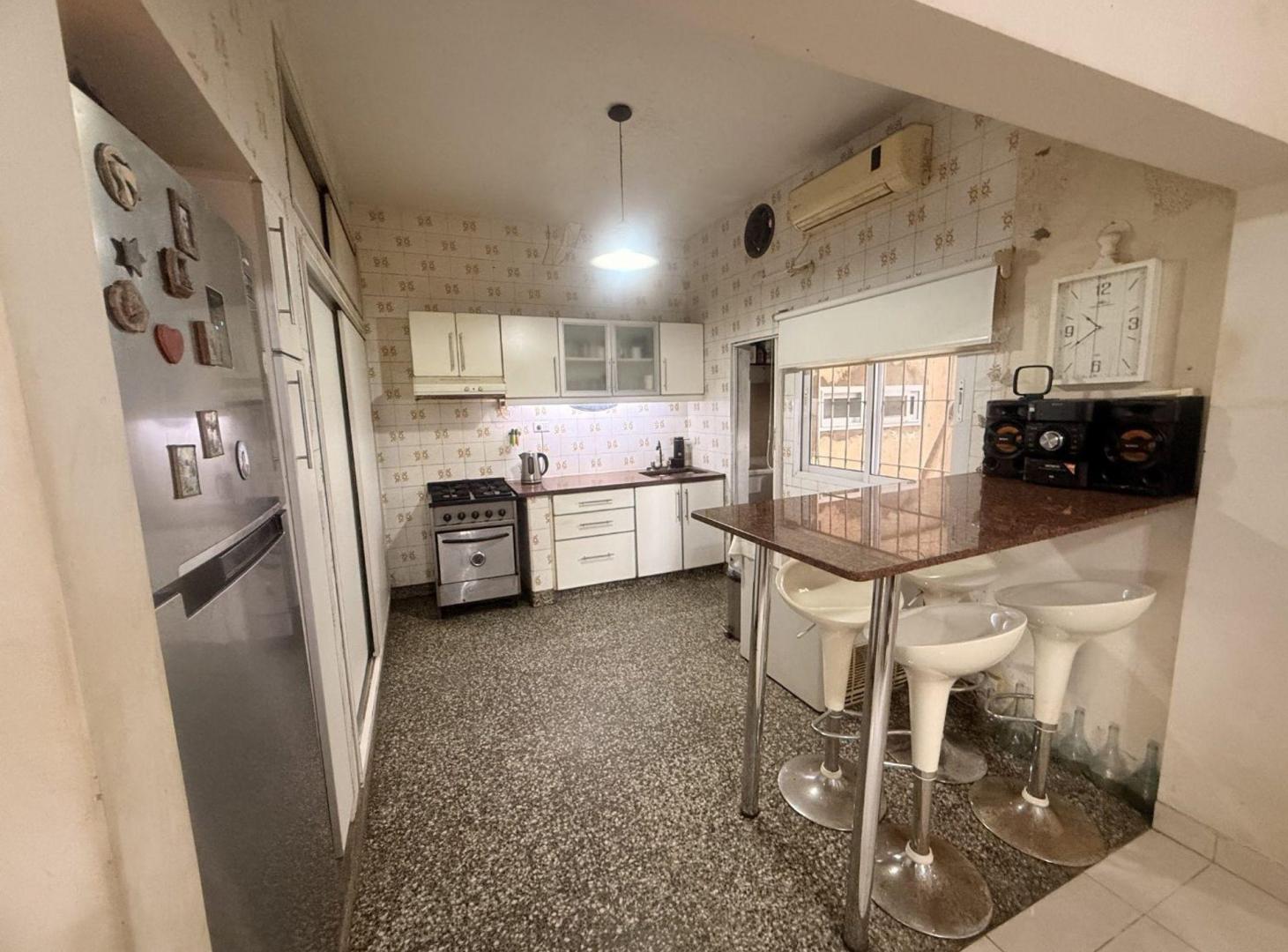 Foto de VENTA PH 4 AMB. Terraza. Parrilla. Garage, imagen 4