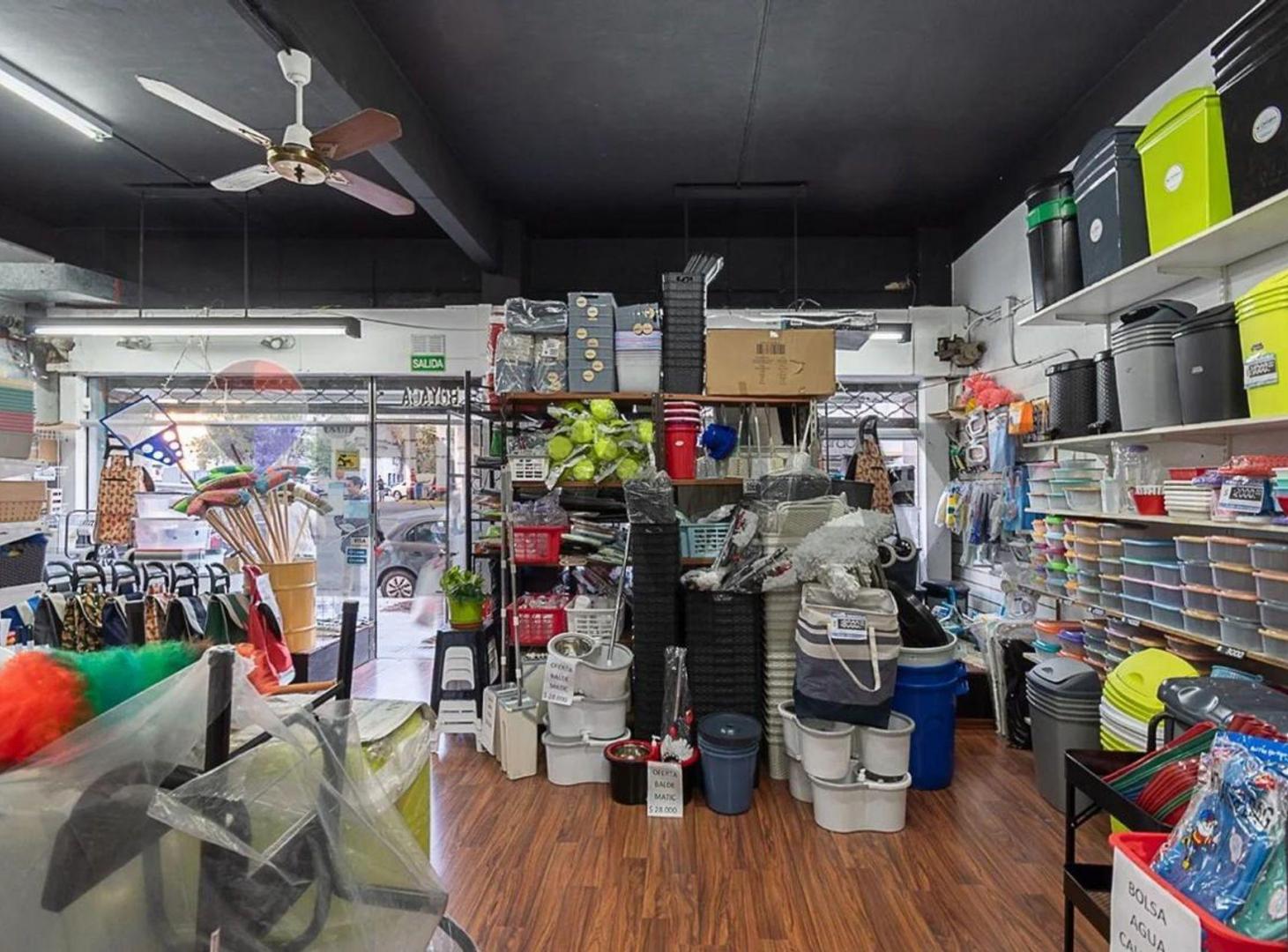 Foto de LOCAL COMERCIAL AL FTE-DEPOSITO-SOTANO -340 M2 APX, imagen 5