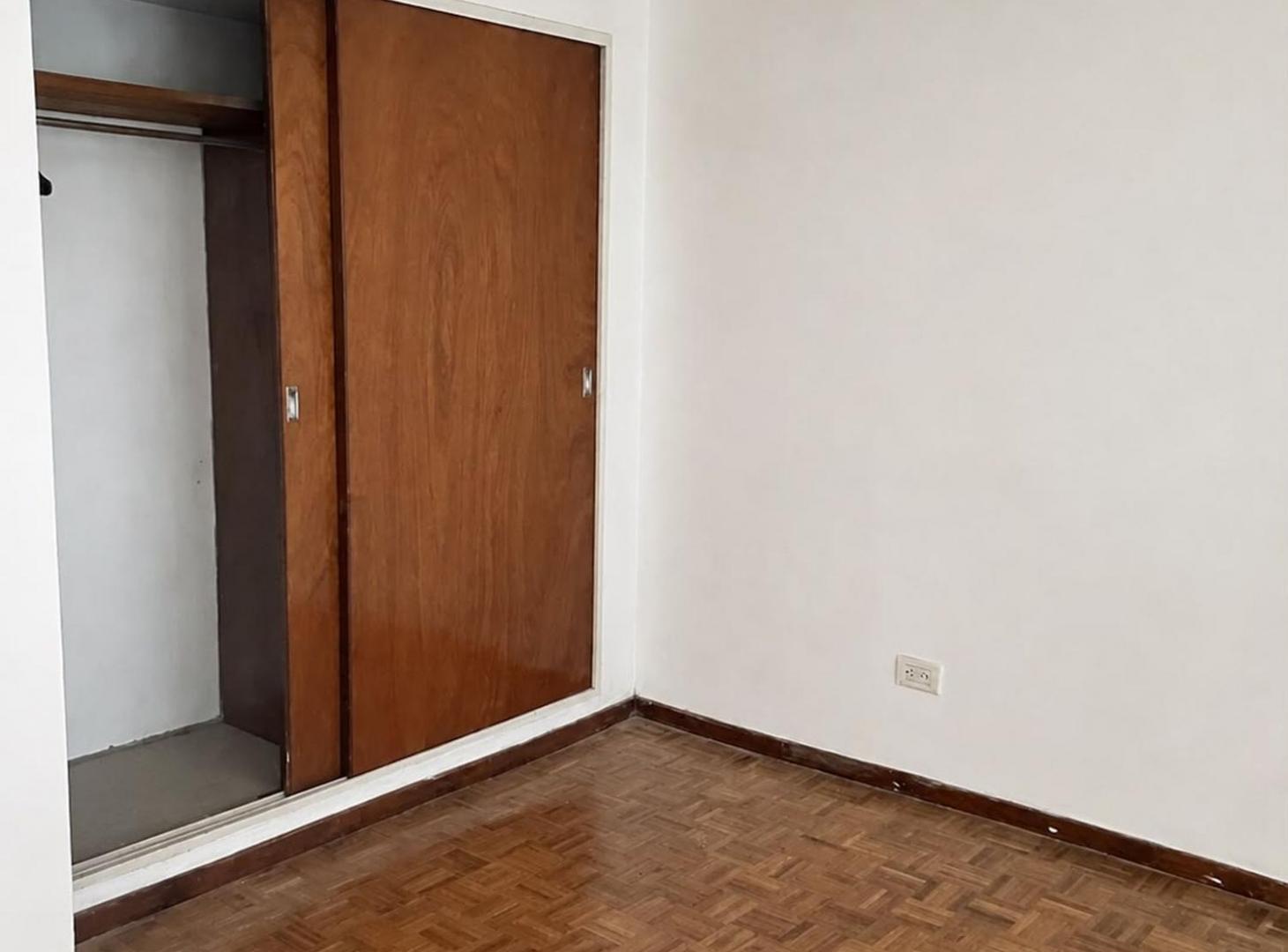 Foto de Dos ambientes con Balcón y patio en Caballito, imagen 1
