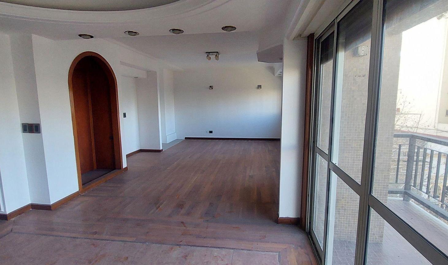 Foto de Departamento en Venta Avellaneda 5 Amb Cochera, imagen 1
