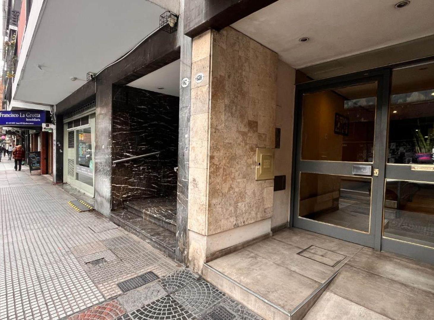 Foto de DPTO. 3 AMB. Balcón terraza/Patio 3ºpiso CFTE., imagen 2