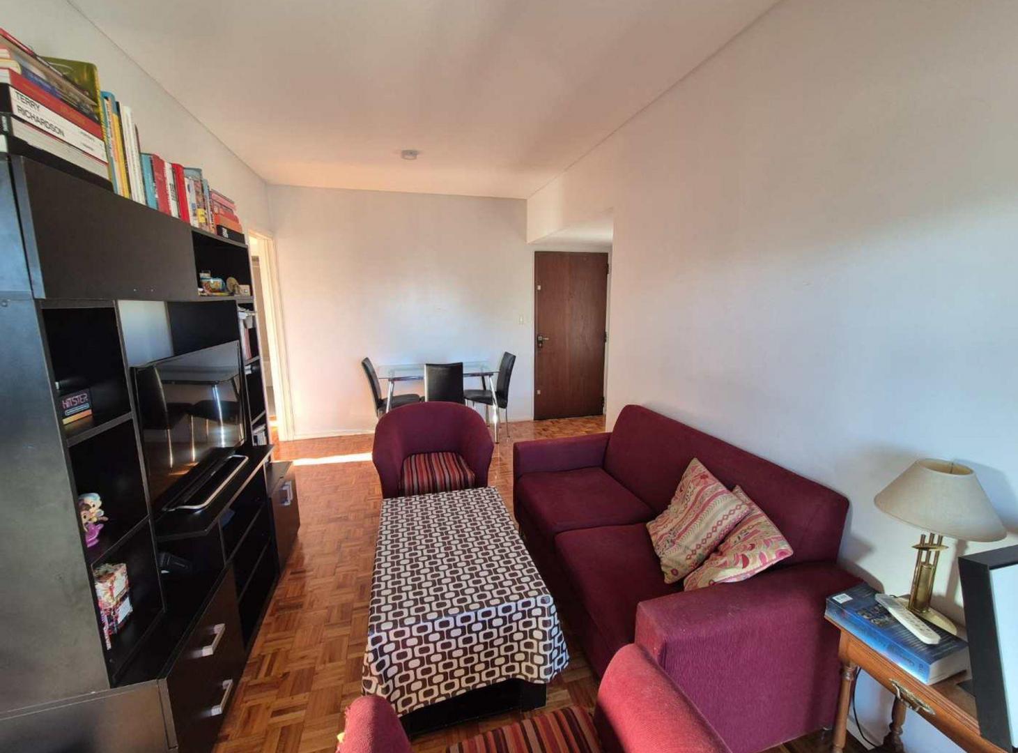 Foto de VENTA DPTO 3 AMB FRENTE 2 BALCONES COLEGIALES, imagen 2