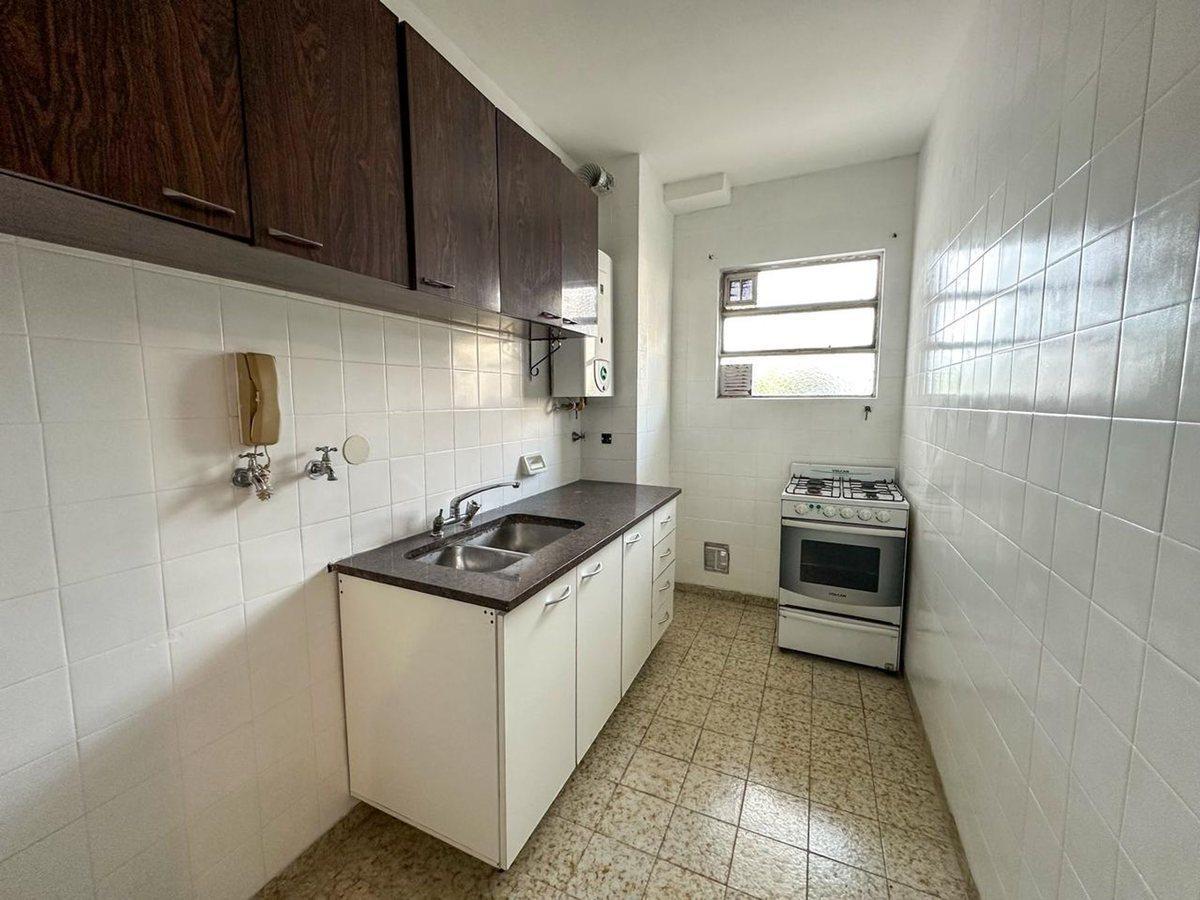 Foto de Departamento en venta 2 ambientes en Colegiales, imagen 2
