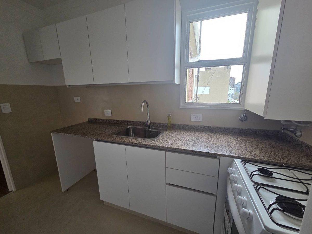 Foto de VENTA DEPTO BELGRANO 3 AMB BALCON CORRIDO NUEVO, imagen 2