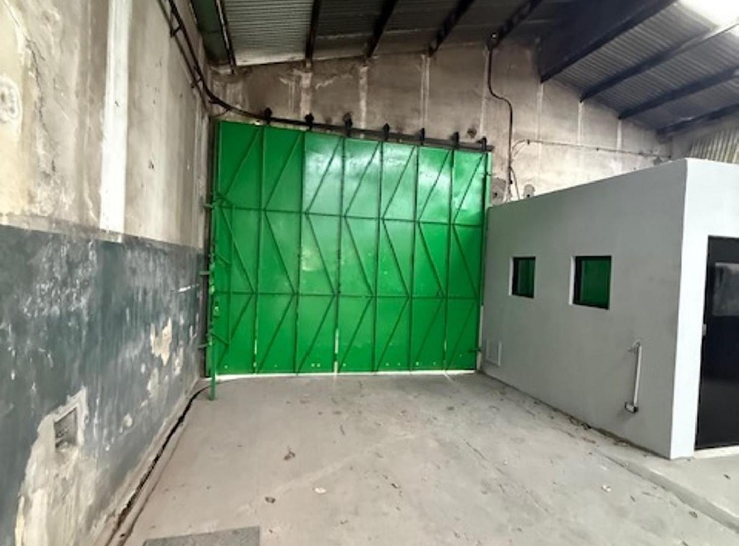 Foto de Venta Galpon Industrial Piñeyro Avellaneda, imagen 3