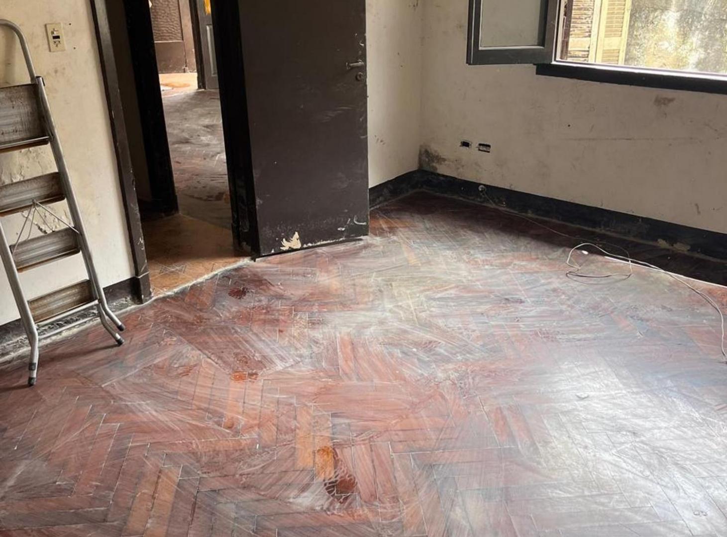 Foto de VENTA PH A REFACCIONAR C/TERRAZA EN LANUS ESTE, imagen 3