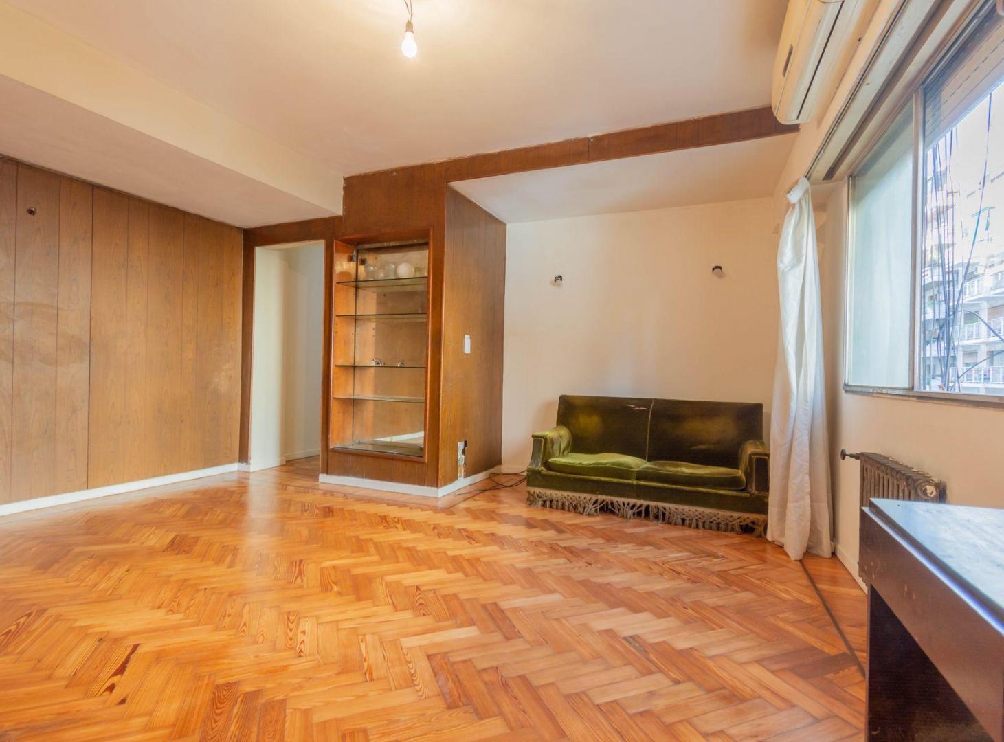 Foto de VENTA DEPARTAMENTO DE 4 AMBIENTES EN FLORES, imagen 4