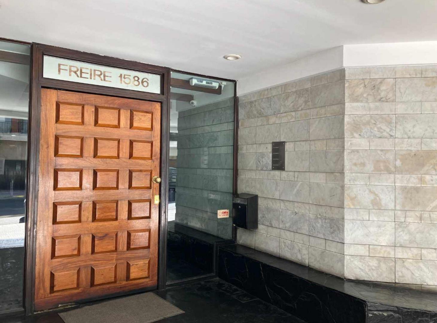 Foto de VENTA DPTO DUPLEX 4 AMB PATIO Y COCHERA BELGRANO R, imagen 4
