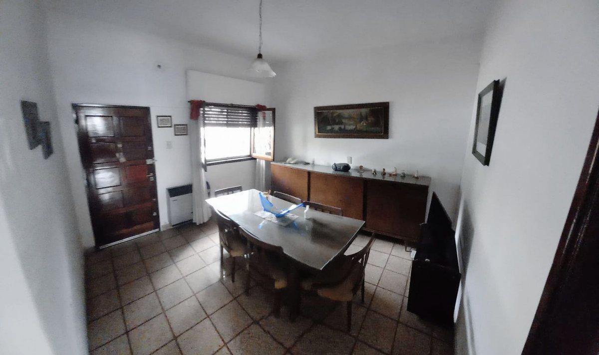 Foto de VENTA CASA MULTIFAMILIAR CON PATIO, SAN JUSTO, imagen 2