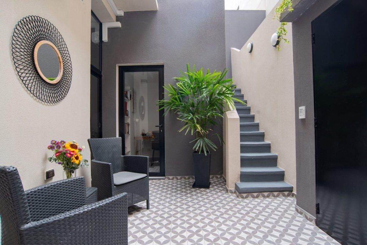 Foto de VENTA PH 2 AMB + ESCRIT-TERRAZA SIN EXP-CHACARITA, imagen 1