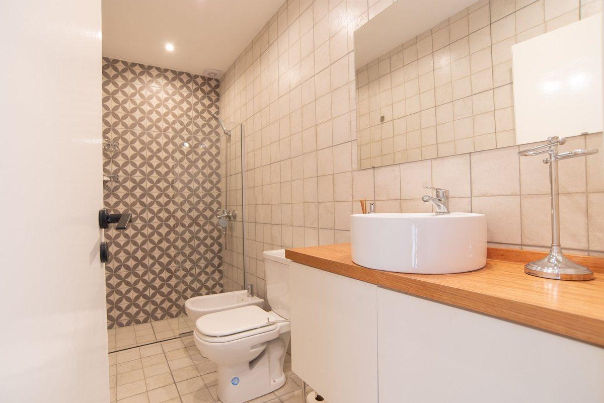 Foto de VENTA PH 2 AMB + ESCRIT-TERRAZA SIN EXP-CHACARITA, imagen 3