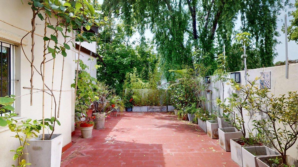 Foto de VENTA CASA 5 AMB COLEGIALES PATIO Y COCHERA, imagen 3