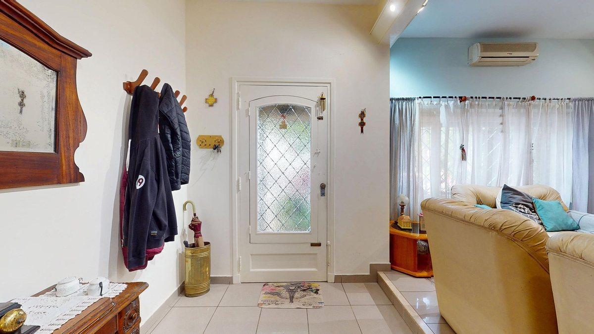 Foto de VENTA CASA 5 AMB COLEGIALES PATIO Y COCHERA, imagen 2
