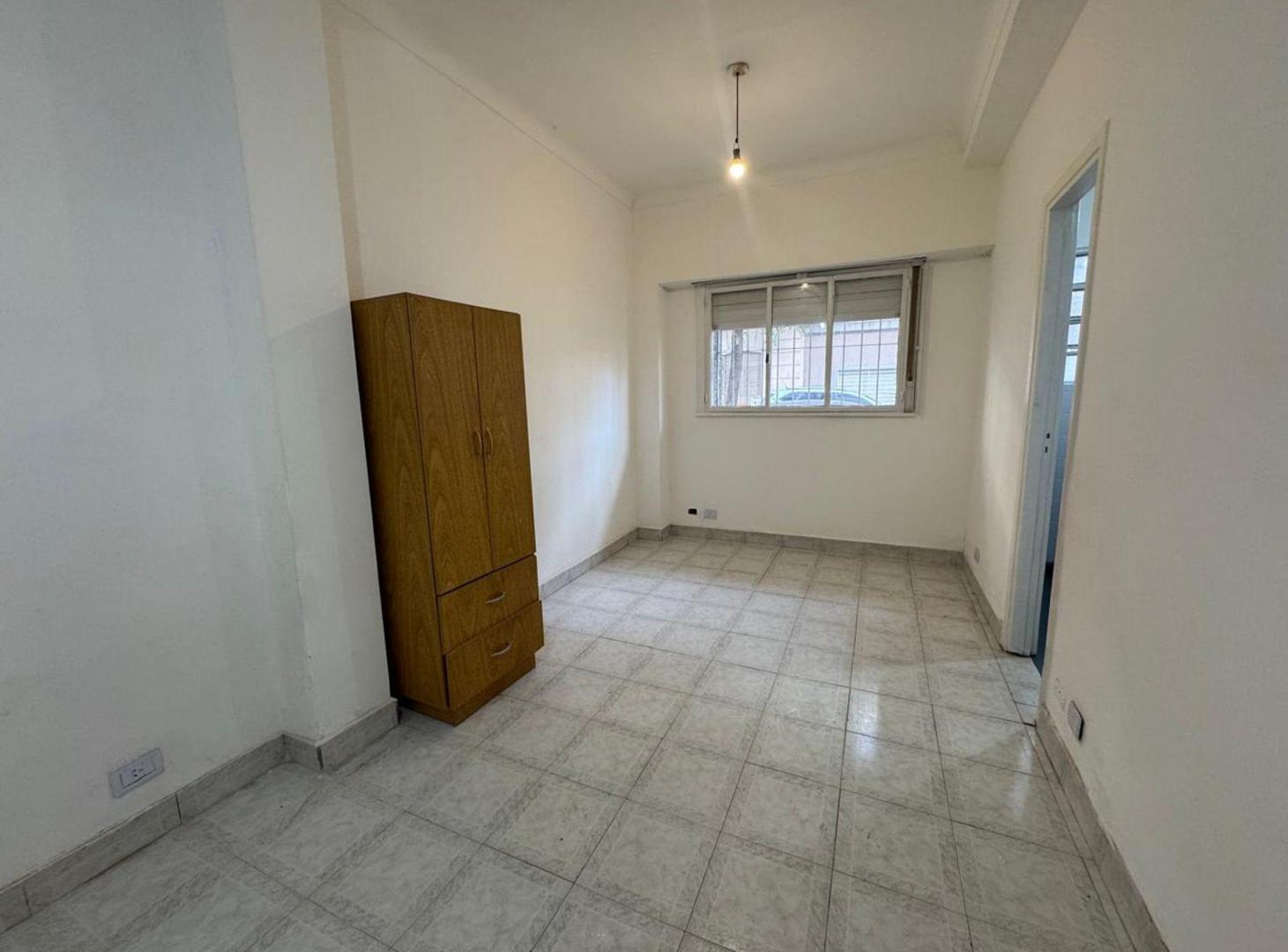 Foto de ALQUILER DEPARTAMENTO MONOAMBIENTE EN FLORES, imagen 1