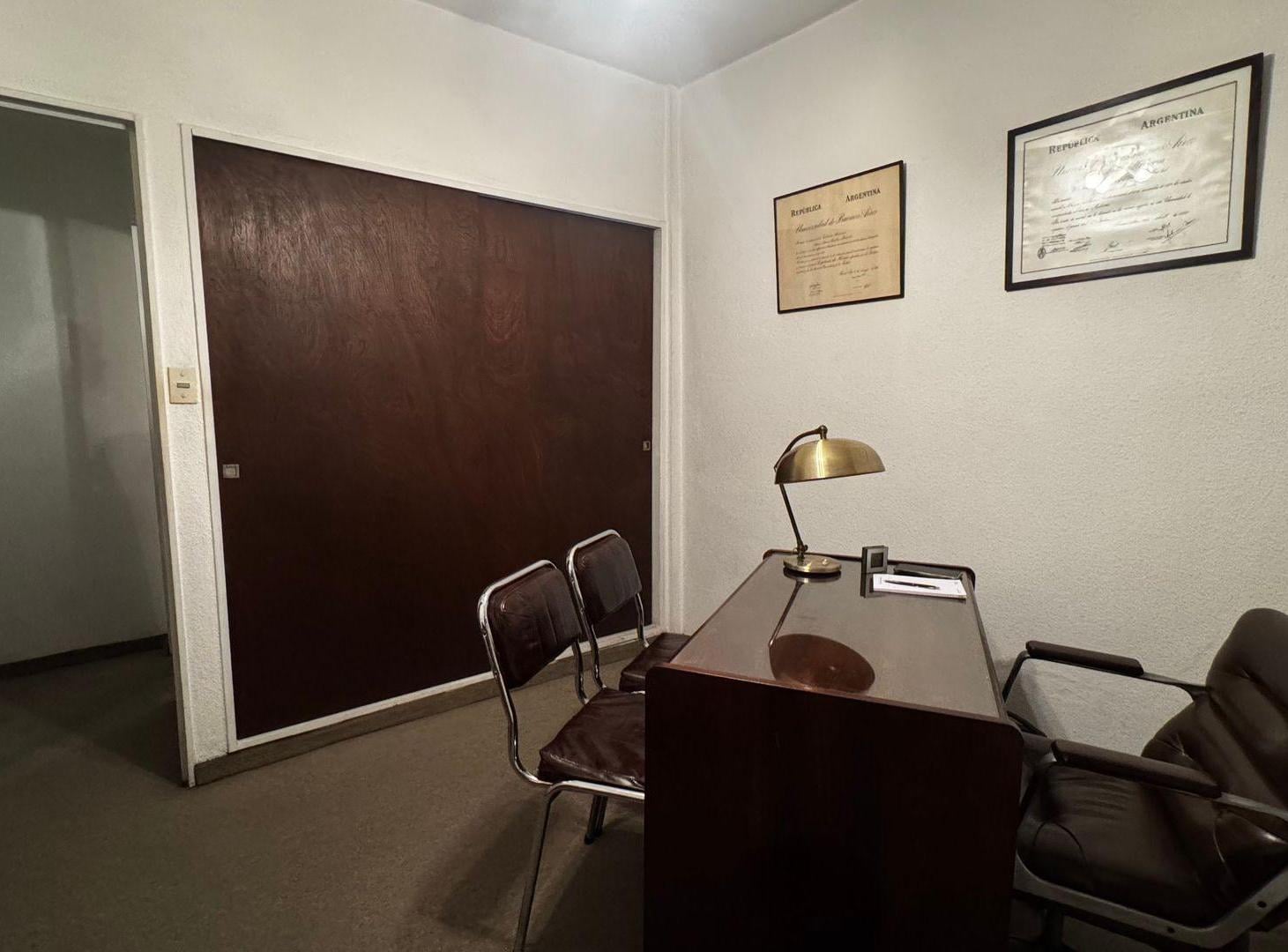 Foto de VENTA DEPARTAMENTO DOS AMBIENTES BARRIO NORTE, imagen 2