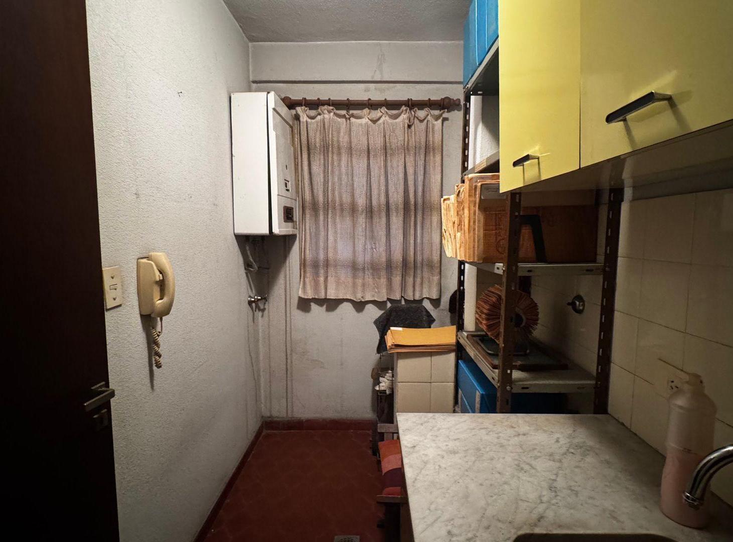 Foto de VENTA DEPARTAMENTO DOS AMBIENTES BARRIO NORTE, imagen 4