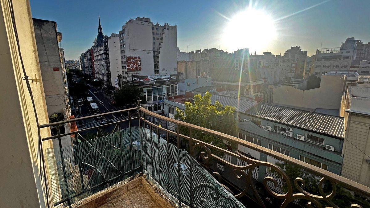 Foto de Venta Balvanera 4 Amb de estilo balcón al frente, imagen 3