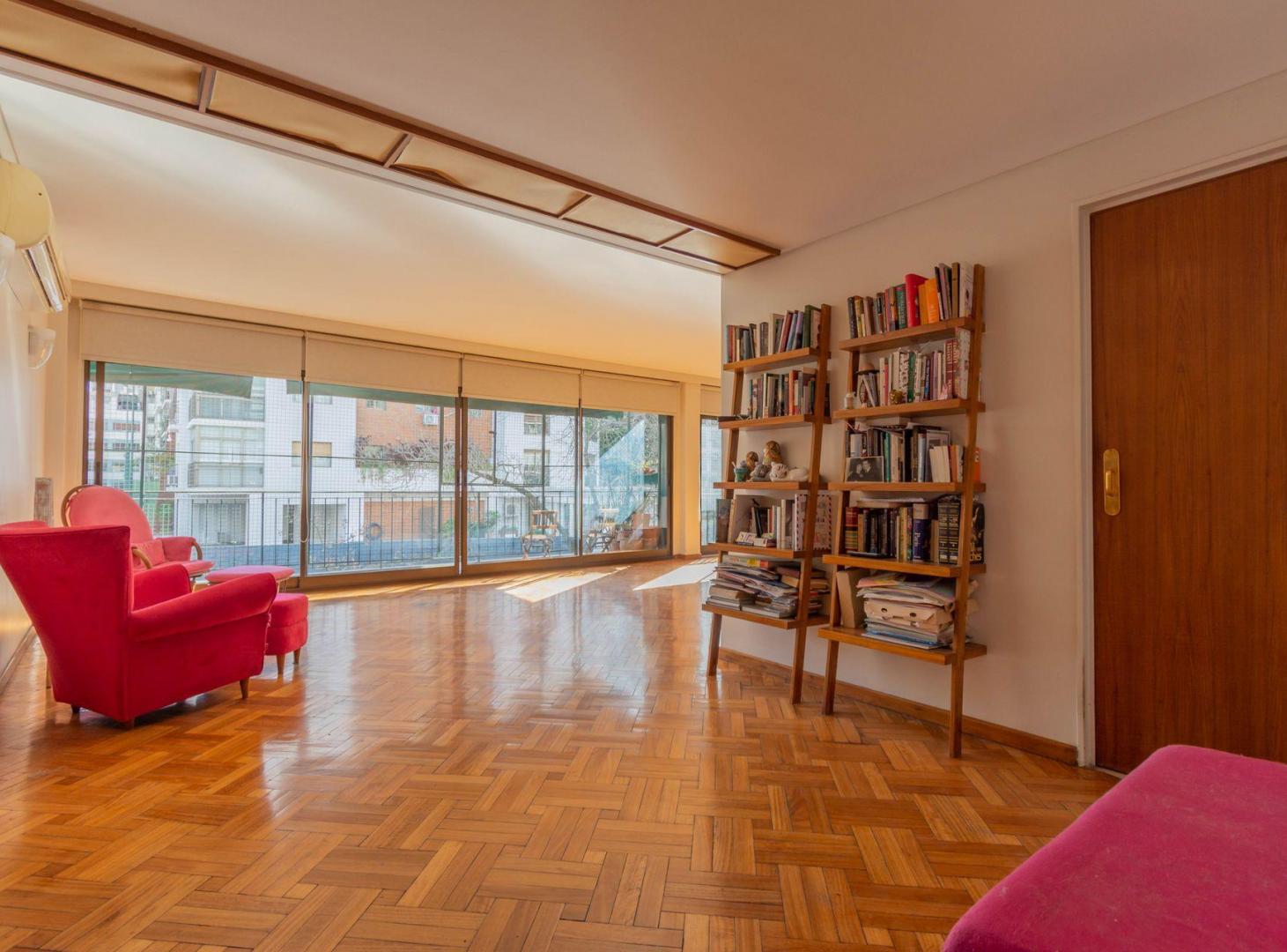 Foto de VENTA Semipiso 4 amb al frente c/cochera. BELGRANO, imagen 5