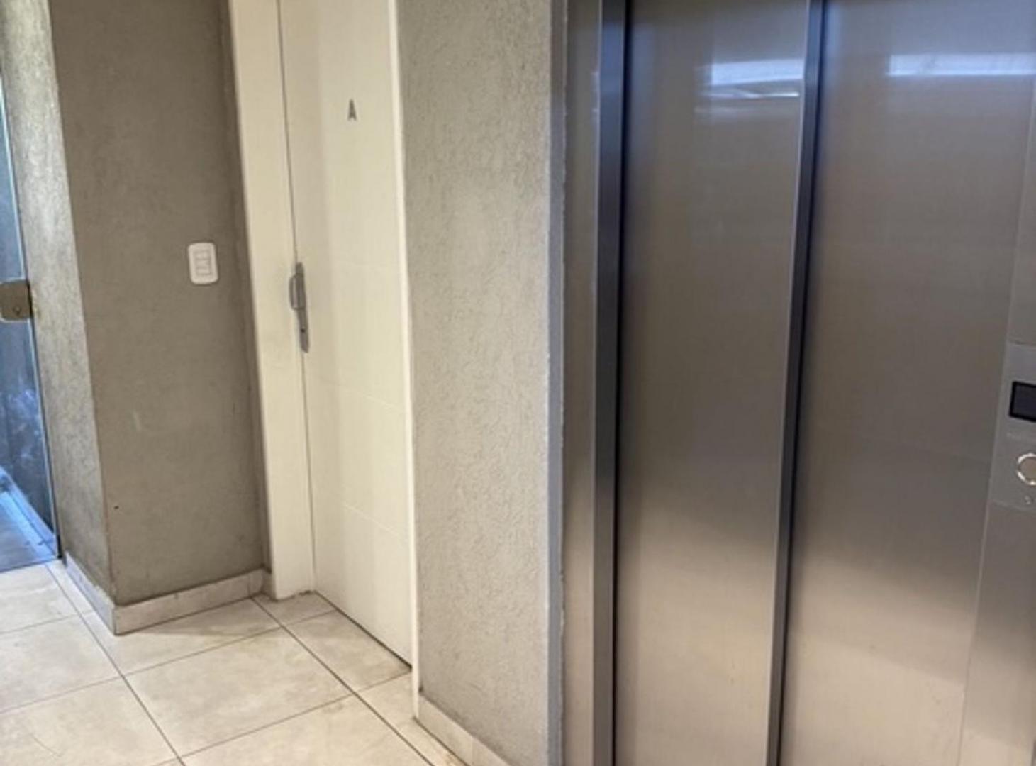 Foto de Venta moderno. Dpto 3amb V. Parque 117 mt2 quincho, imagen 2