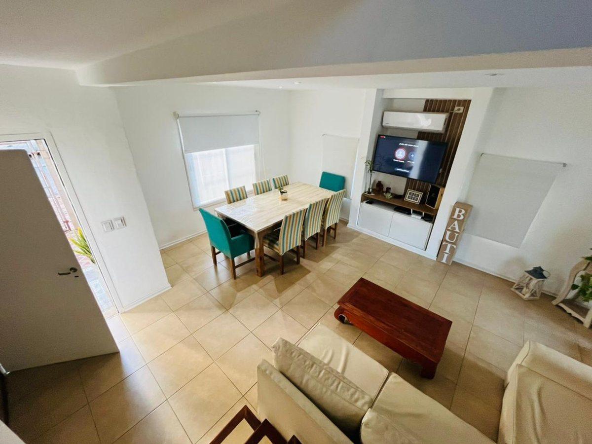 Foto de VENTA CASA ESCOBAR DOS PLANTAS CON PILETA, imagen 4