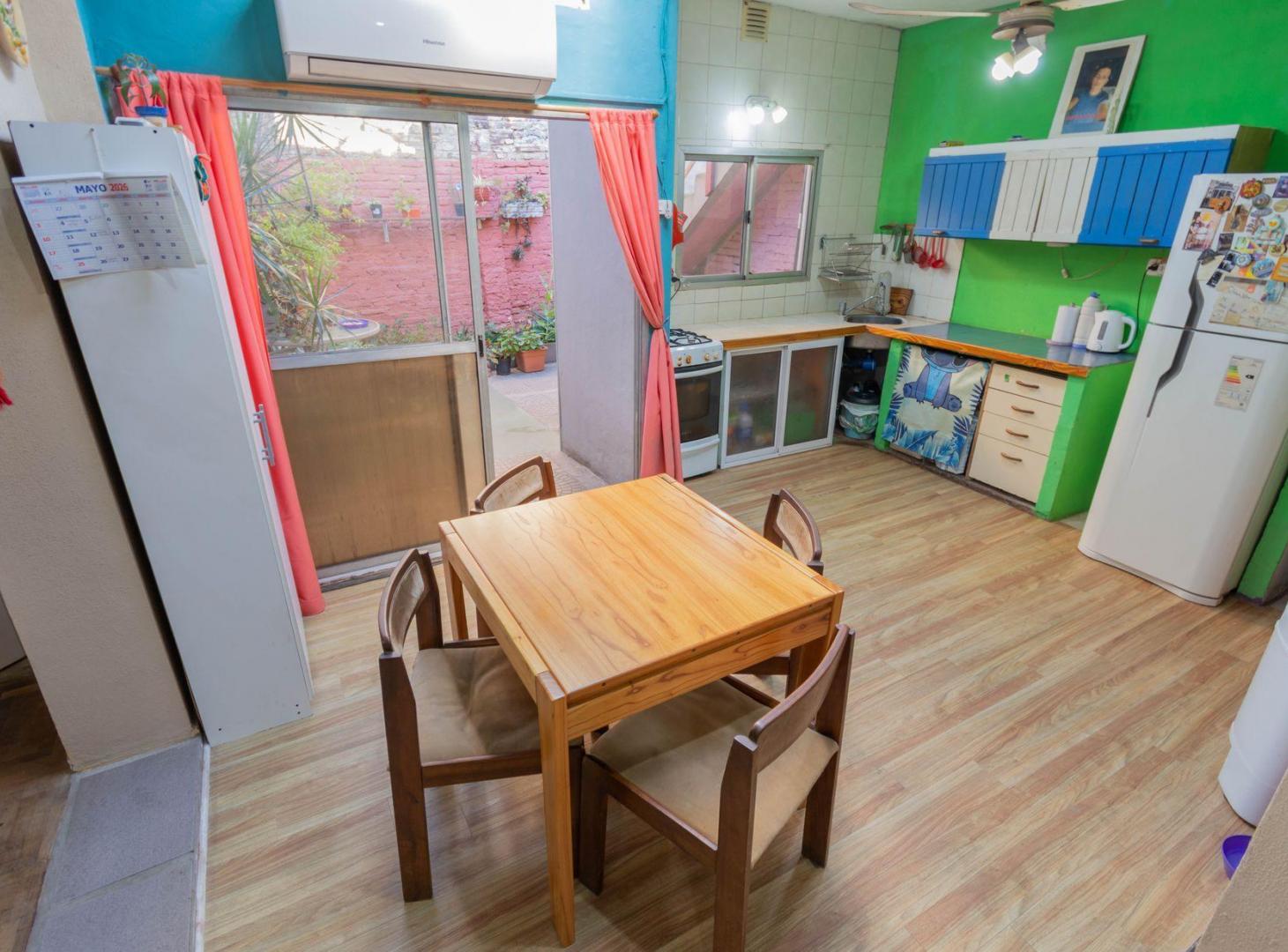Foto de VENTA - PH 3 amb. Villa Urquiza - Patio y Terraza, imagen 3