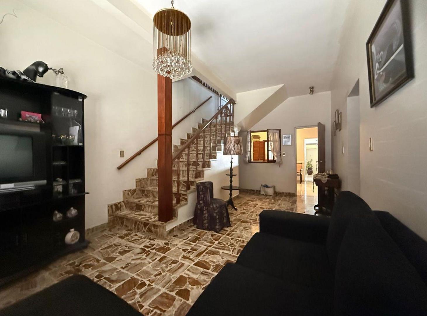 Foto de CASA LOTE PROPIO 260m2 - IDEAL VIVIENDA + TRABAJO!, imagen 5