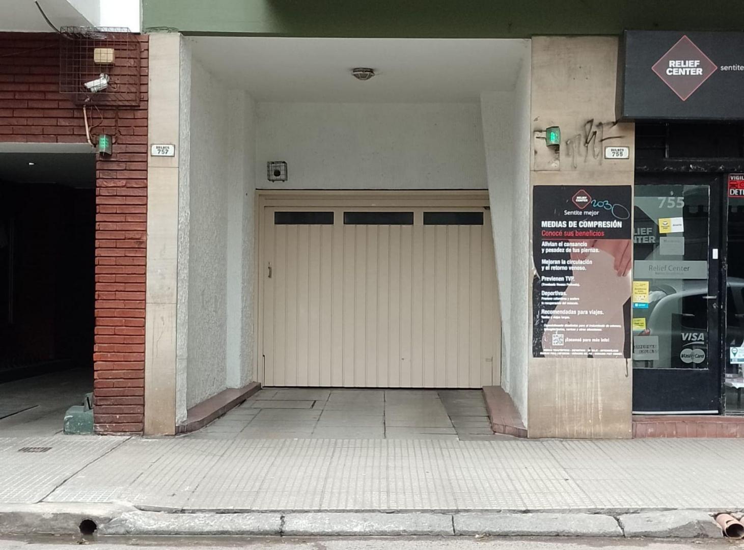 Foto de Venta Cochera Cubierta en Almagro, imagen 2