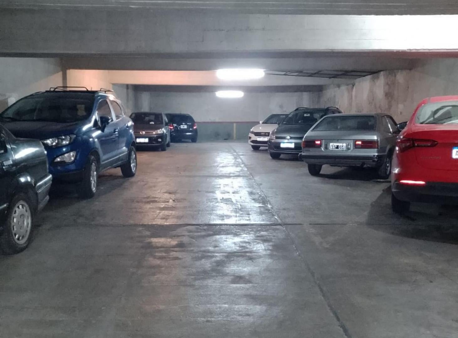 Foto de Venta Cochera Cubierta en Almagro, imagen 1