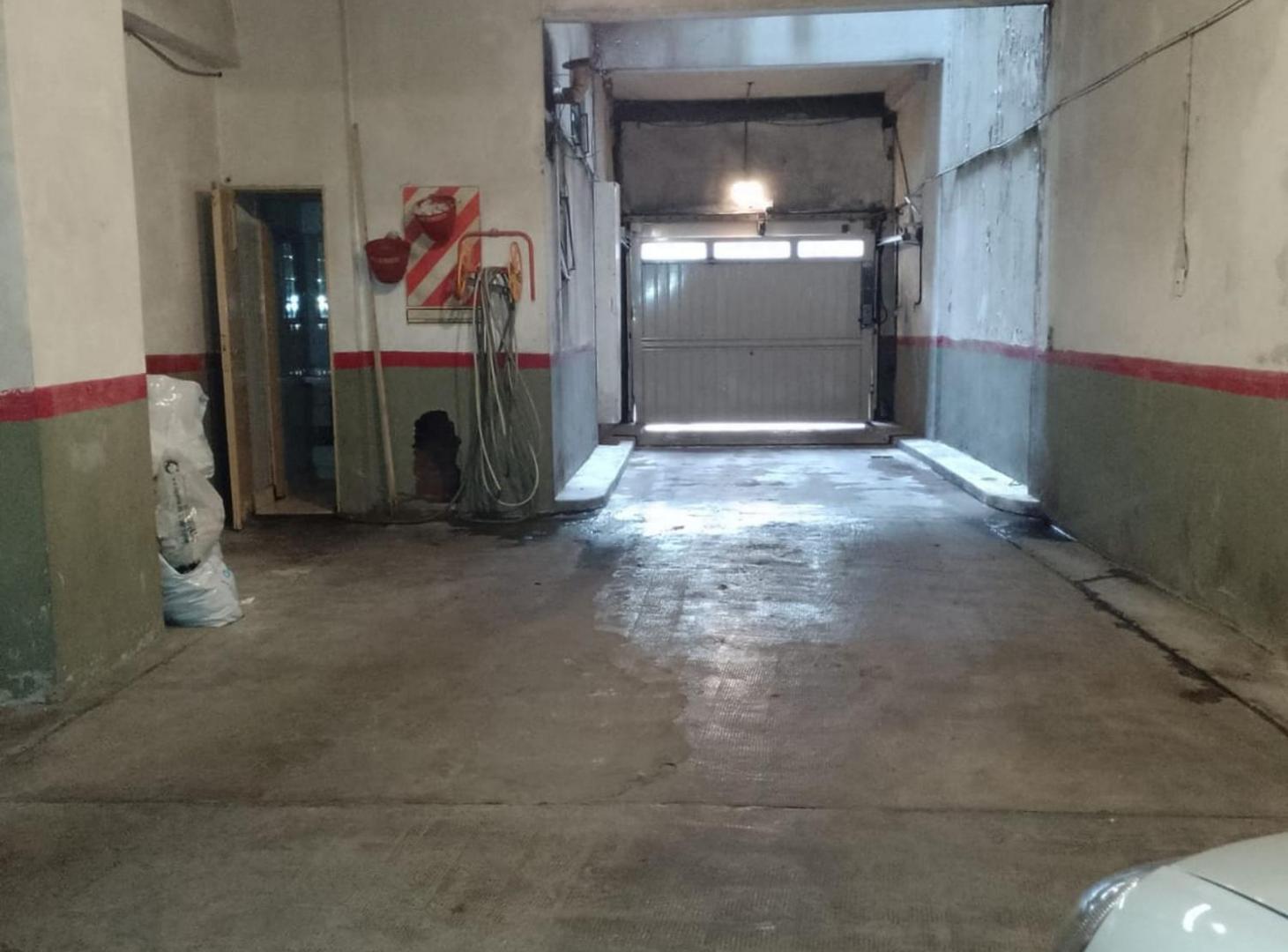 Foto de Venta Cochera Cubierta en Almagro, imagen 4